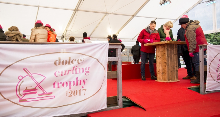 Dolce 's curling trophy pour  Horeca 2017